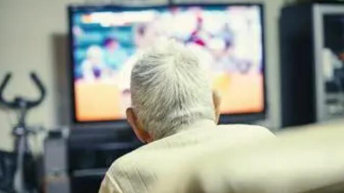 廣電總局聯(lián)合八部門作部署：下半年全面實現(xiàn)一個遙控器看電視