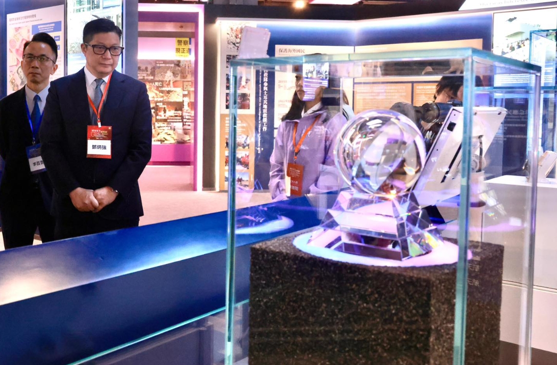 鄧炳強(qiáng)料國(guó)家安全展覽廳首年逾10萬(wàn)人參觀