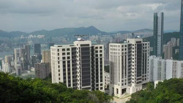 【港樓】美聯(lián)：山頂南區(qū)7月錄13宗買(mǎi)賣 金額升近10倍