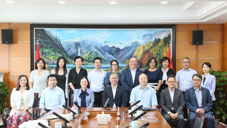都大校長(zhǎng)率團(tuán)訪(fǎng)問(wèn)浙江 加強(qiáng)兩地學(xué)術(shù)及科研合作