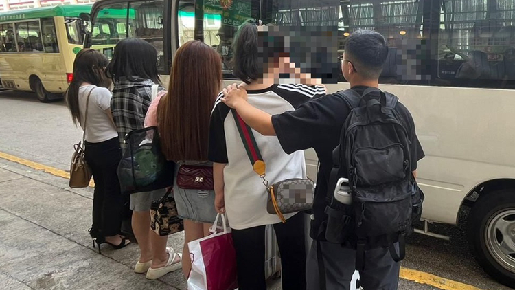 警方搗破新蒲崗賣(mài)淫場(chǎng)所 拘捕4名內(nèi)地女子