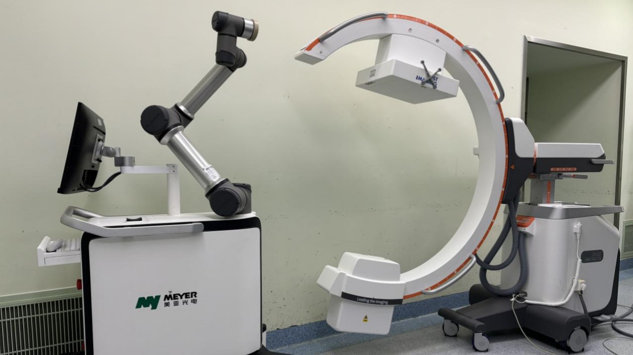 安徽巢湖首例！合肥市骨科醫(yī)院成功開展脊柱外科導(dǎo)航機(jī)器人做固定術(shù)