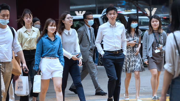 孫玉菡：勞福局調(diào)查顯示高才通人才就業(yè)比例高 對(duì)本地經(jīng)濟(jì)有實(shí)質(zhì)貢獻(xiàn)