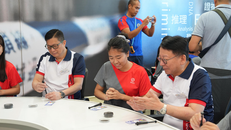 少年警訊夏令營(yíng)開營(yíng) 鄧炳強(qiáng)勉勵(lì)青少年努力學(xué)習(xí) 持續(xù)裝備自己