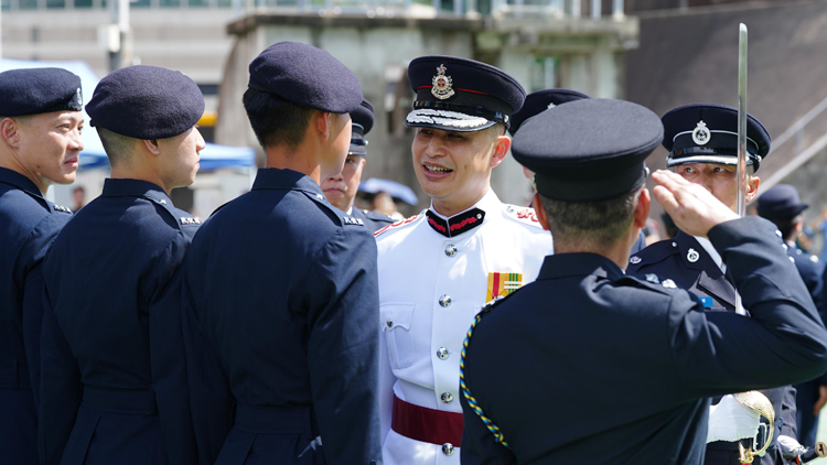 民安隊舉行第八十八屆新隊員結業(yè)會操 楊恩健鼓勵學員要迎難而上、砥礪前行