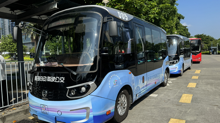 科技感十足！深圳首條自動(dòng)駕駛公交線路正式上線