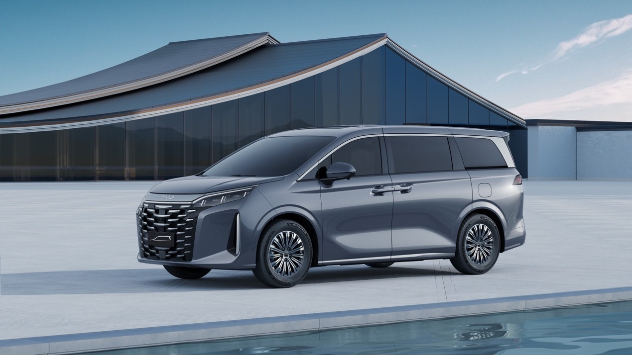 比亞迪王朝首款中大型旗艦MPV「夏」全球首發(fā)亮相