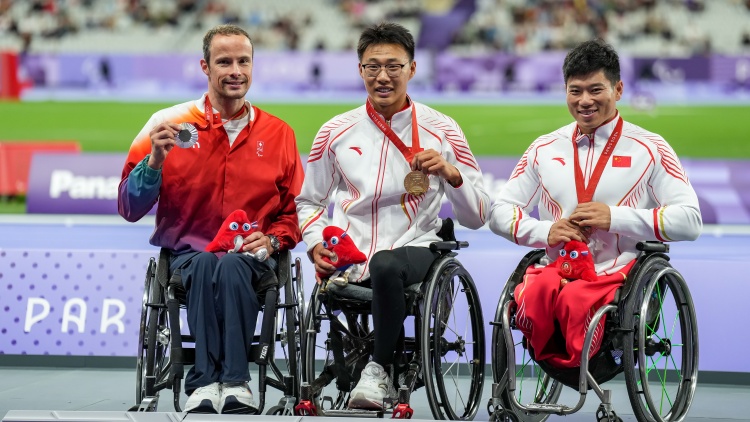 巴黎殘奧 | 全天綜合：中國(guó)軍團(tuán)田徑、游泳繼續(xù)奏凱 輪椅劍擊開賽