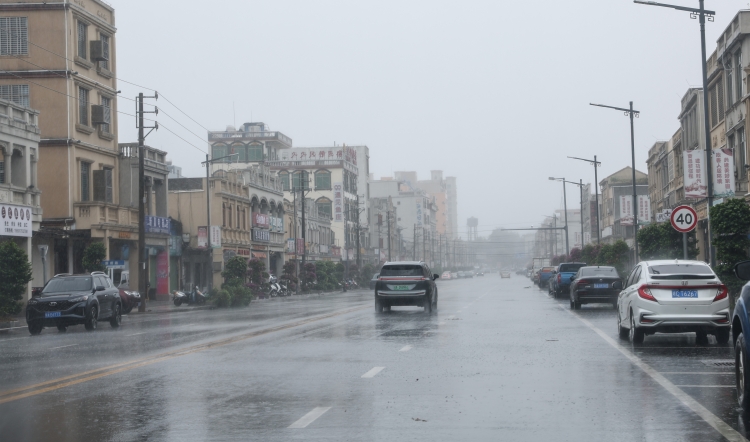 應(yīng)對颱風(fēng)「摩羯」 海南已轉(zhuǎn)移逾41萬人