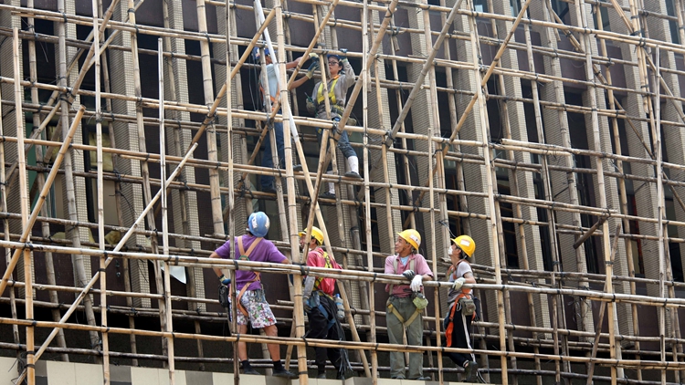 發(fā)展局：建造業(yè)外勞配額按季申請(qǐng) 有利審批時(shí)考慮當(dāng)前情況