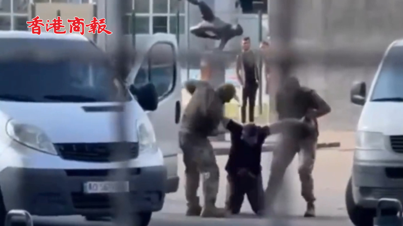 有片丨因?qū)谫Y協(xié)議不滿 美國(guó)波音公司3.3萬名工人罷工