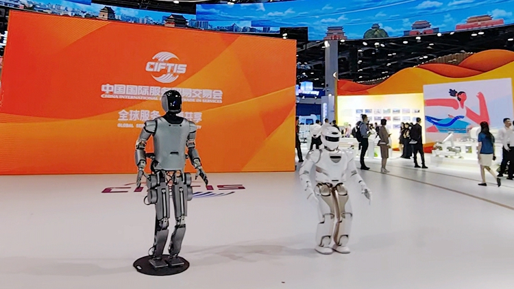 有片｜AI試衣間、無人機(jī)長城送餐、零下不結(jié)冰保鮮……服貿(mào)會(huì)智能科技打造美好日常 