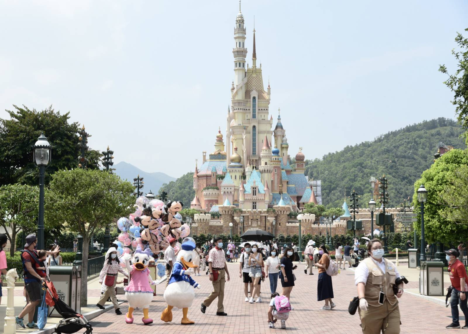 香港迪士尼樂園：度假區(qū)三間酒店國慶訂房率預(yù)訂率八成