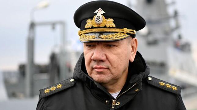 俄海軍總司令：太平洋艦隊(duì)?wèi)?zhàn)略潛艇武器處?kù)稑O高戰(zhàn)備狀態(tài)