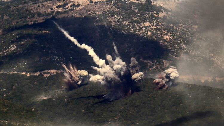 歐盟呼籲黎以立即?；? title=