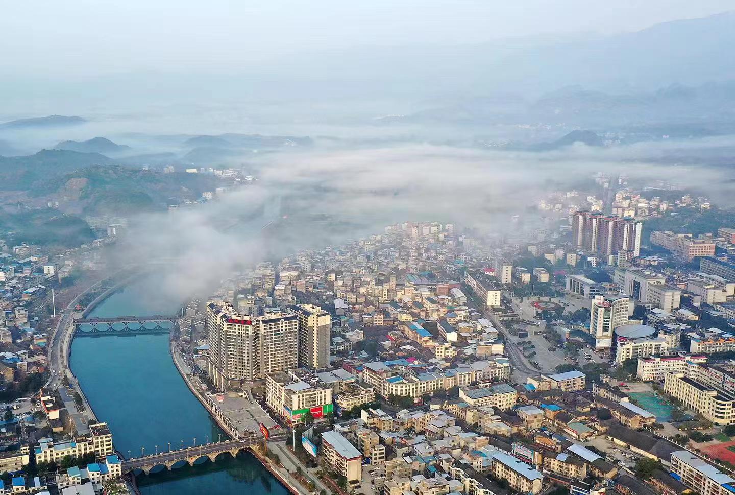 唐德榮：跑出改革創(chuàng)新「加速度」 傾力打造「四美」幸福地