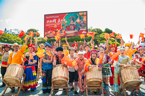 56民族共慶華誕 深圳錦繡中華國(guó)慶「鼓舞中華」盛事啟幕