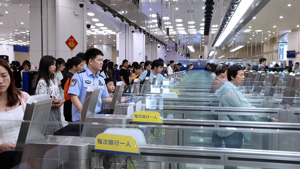 10.35萬人次！橫琴口岸接連兩日刷新單日出入境客流記錄