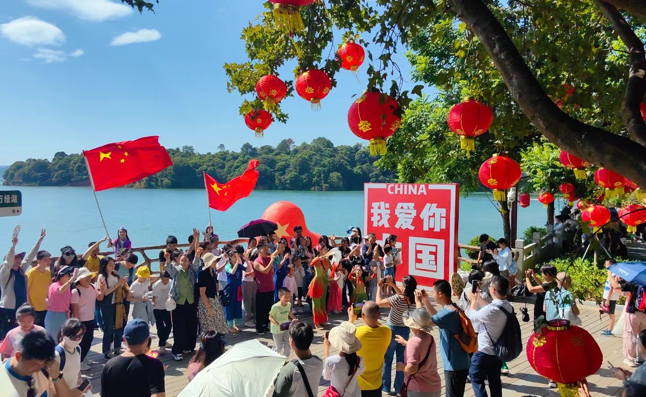 國慶期間河源文旅持續(xù)火爆 旅遊收入11.92億元 同比增長21.65%