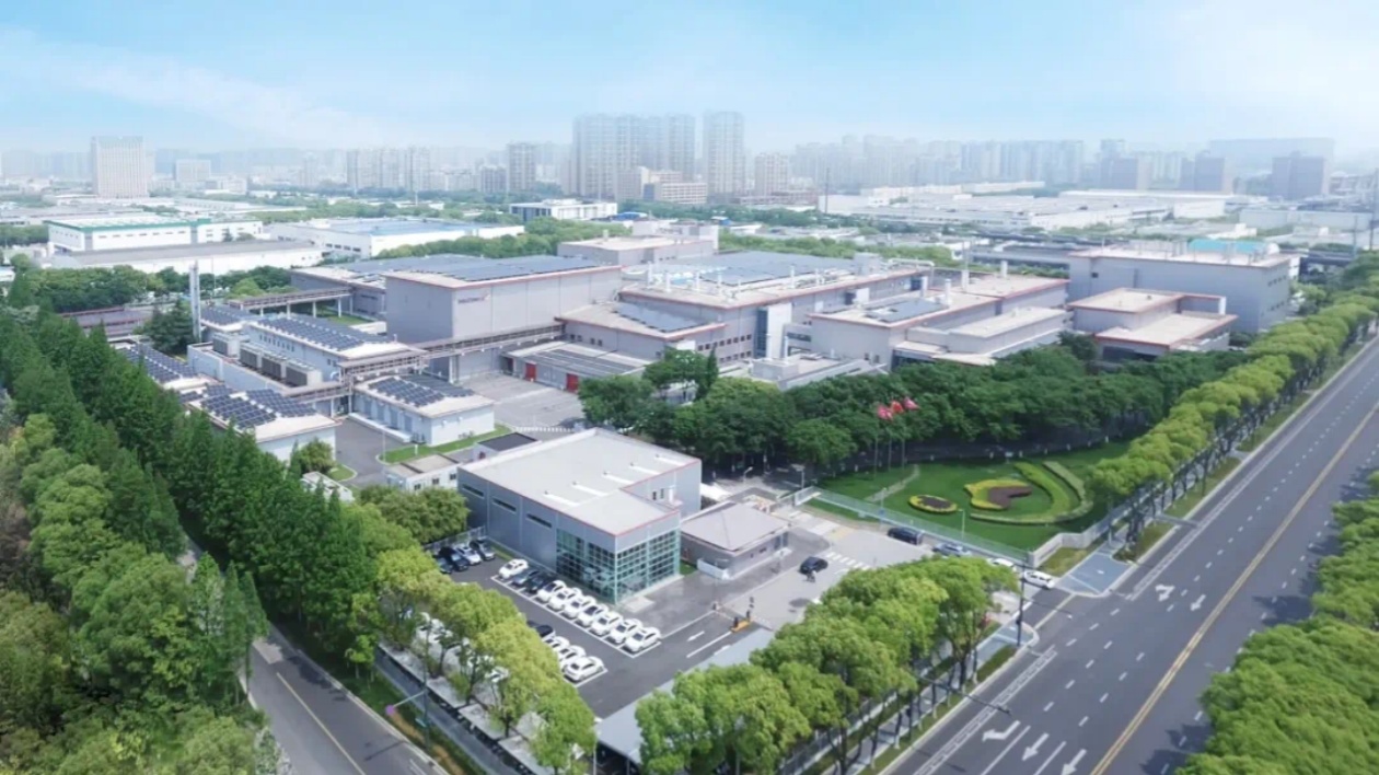 江蘇首家制藥行業(yè)工廠「亮燈」 無(wú)錫高新區(qū)「燈塔工廠」數(shù)全國(guó)居首