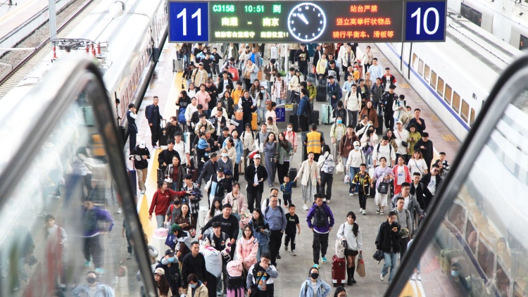 中國鐵路國慶黃金周客貨運輸多項指標(biāo)創(chuàng)歷史新高