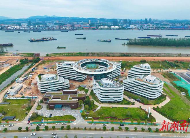 項目為王：經(jīng)濟迭代的「望城密鑰」