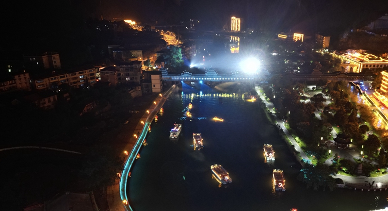 湖南城步：國(guó)慶旅遊火爆 市場(chǎng)前景持續(xù)向好