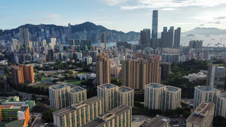 滙證料香港明年樓價(jià)升5% 上調(diào)多隻地產(chǎn)股目標(biāo)價(jià)