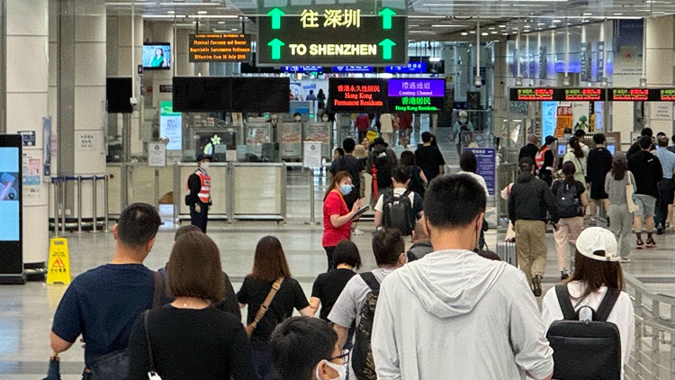 施政報(bào)告2024｜李家超：阻止市民北上消費(fèi)不切實(shí)際 業(yè)界不能陶醉以往