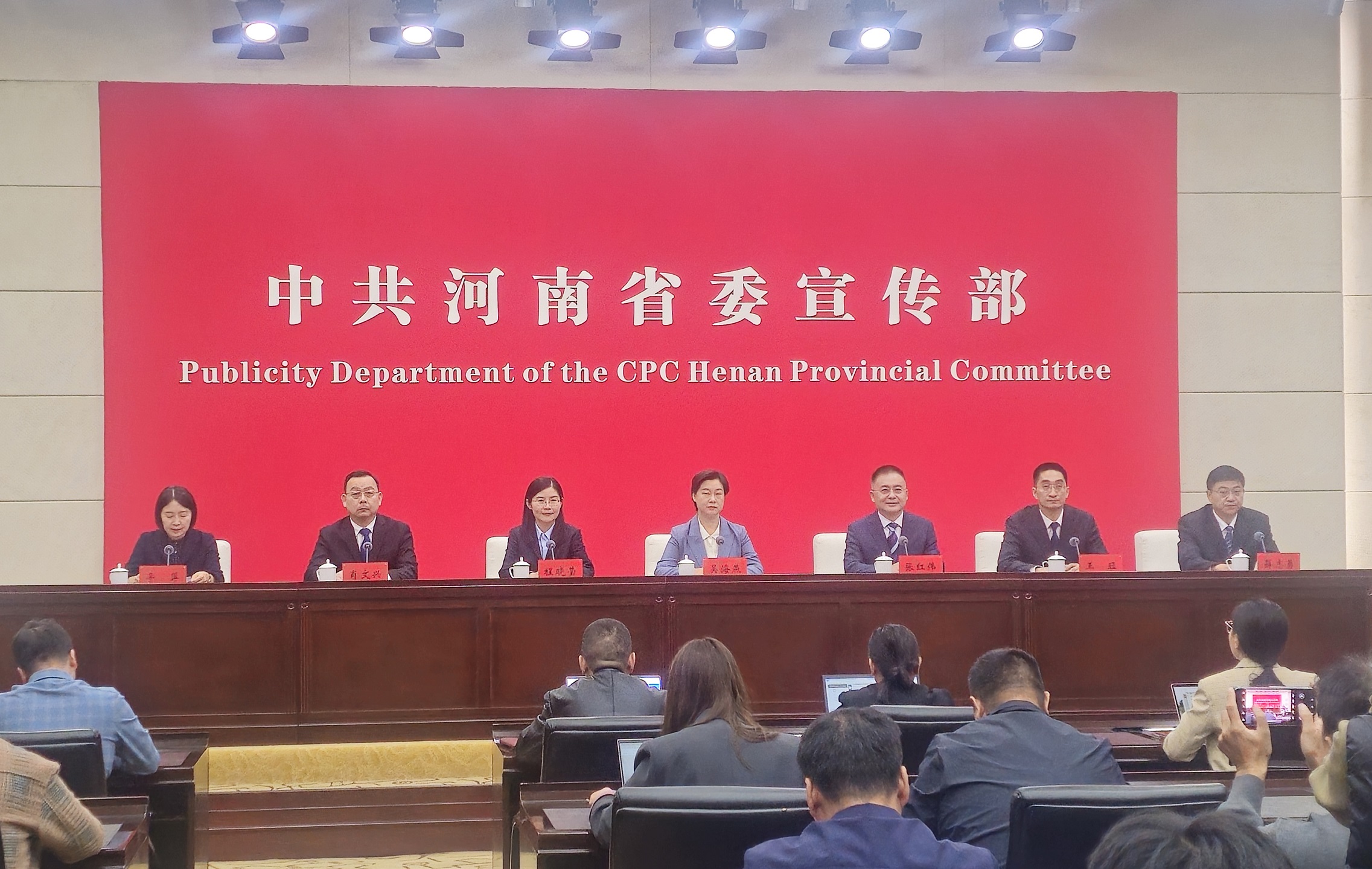 河南開封：勇做中國式現(xiàn)代化建設(shè)河南實(shí)踐的開路先鋒