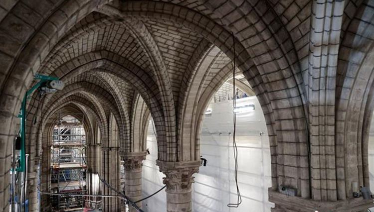 巴黎聖母院計(jì)劃12月重新開(kāi)放 法部長(zhǎng)：建議收取門(mén)票