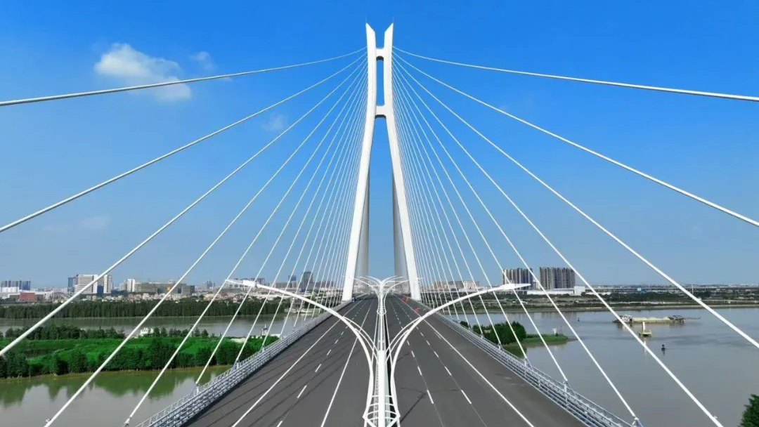 通車！深圳?廣州20分鐘