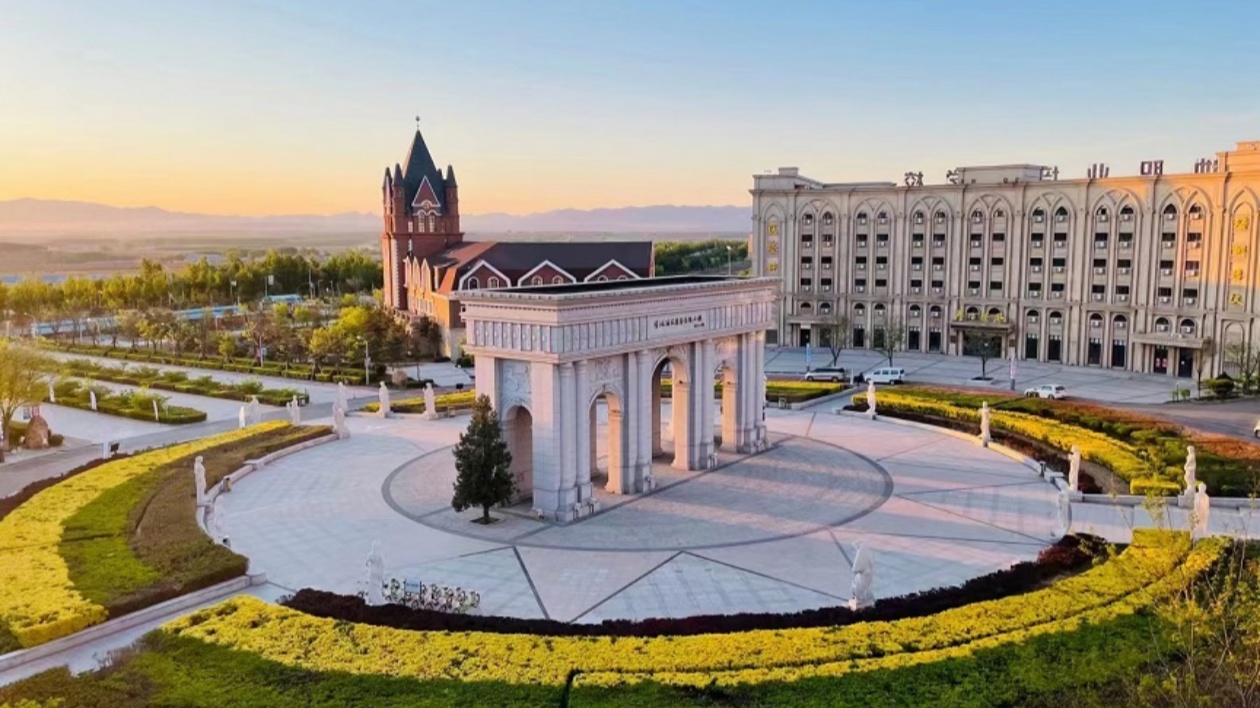 和遼西走廊文化有個(gè)約會(huì) | 寶地溫泉小鎮(zhèn)：億年古泉的詩(shī)意棲居