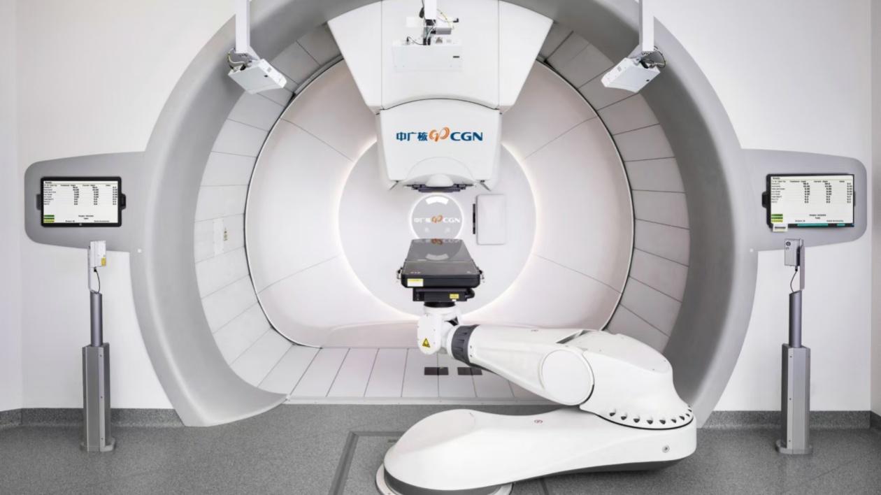 國內(nèi)首座商用多室質(zhì)子治療設(shè)備生產(chǎn)基地首臺設(shè)備下線