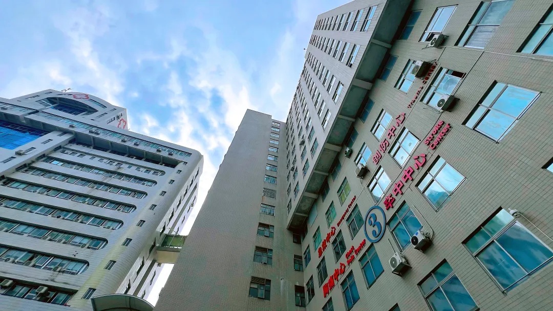 廣州花都：「三甲」揭牌  應(yīng)急醫(yī)院成立