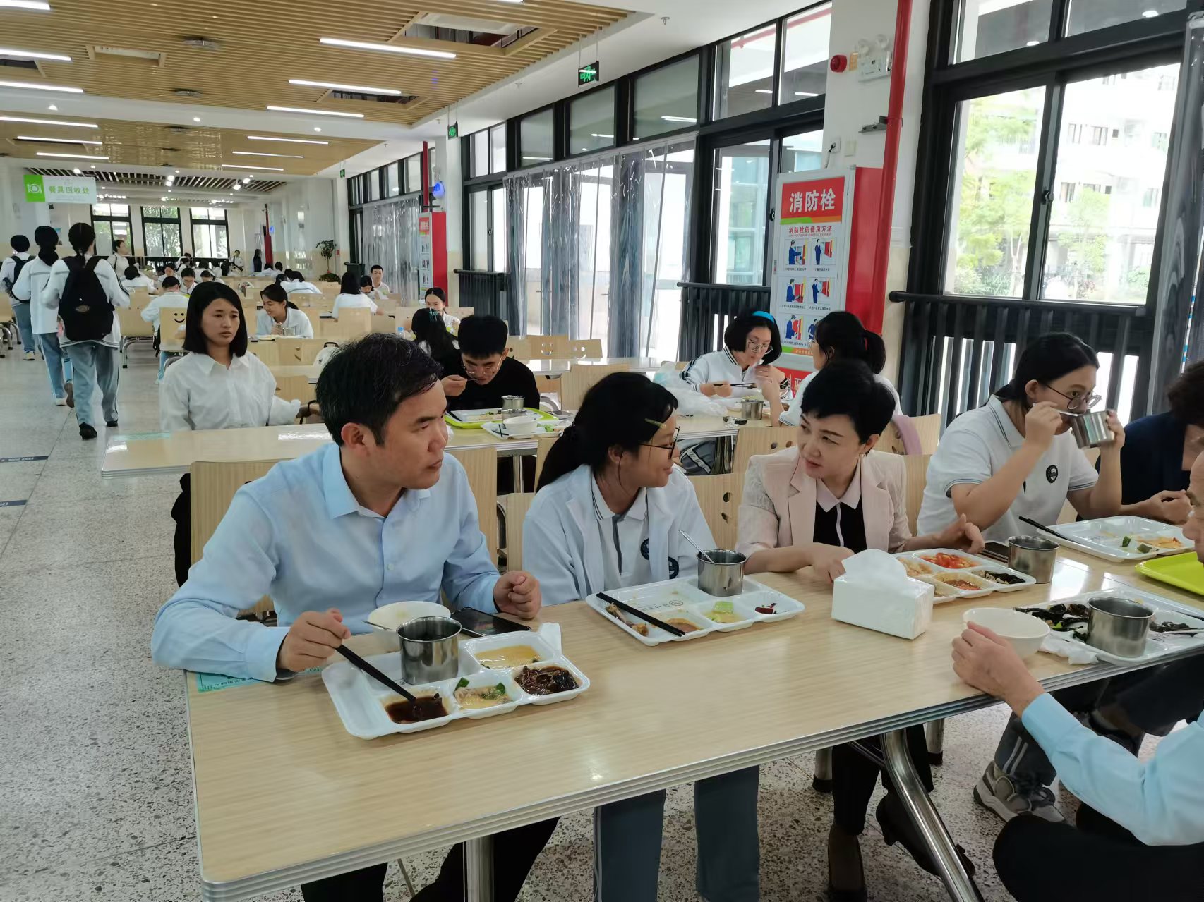 「三總監(jiān)」「四同時」：福建漳州教育局守護學(xué)校食品安全