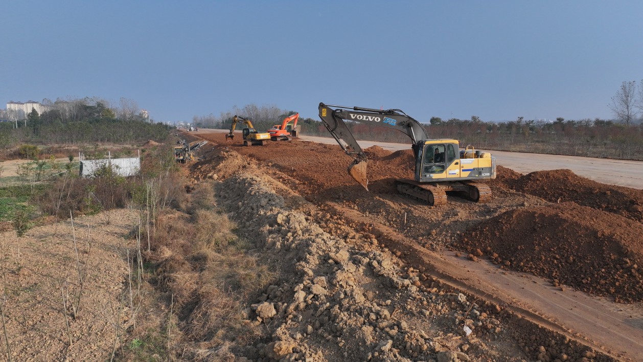 河南息縣：繞城西南環(huán)線工程項目正緊鑼密鼓施工