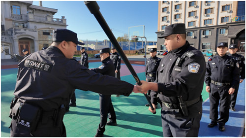 冰城公安全面開展護(hù)航亞冬警務(wù)技能培訓(xùn)