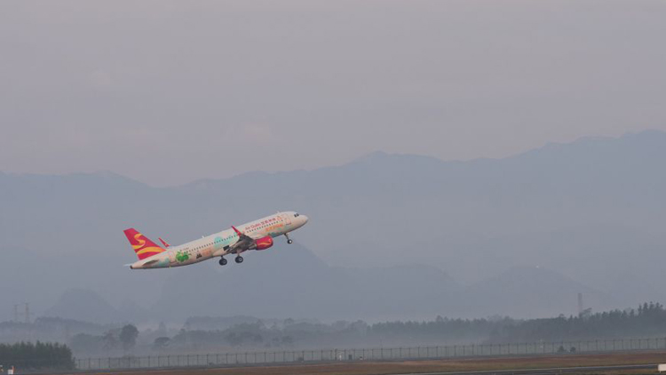 國產(chǎn)民航子午胎首次裝機試飛成功