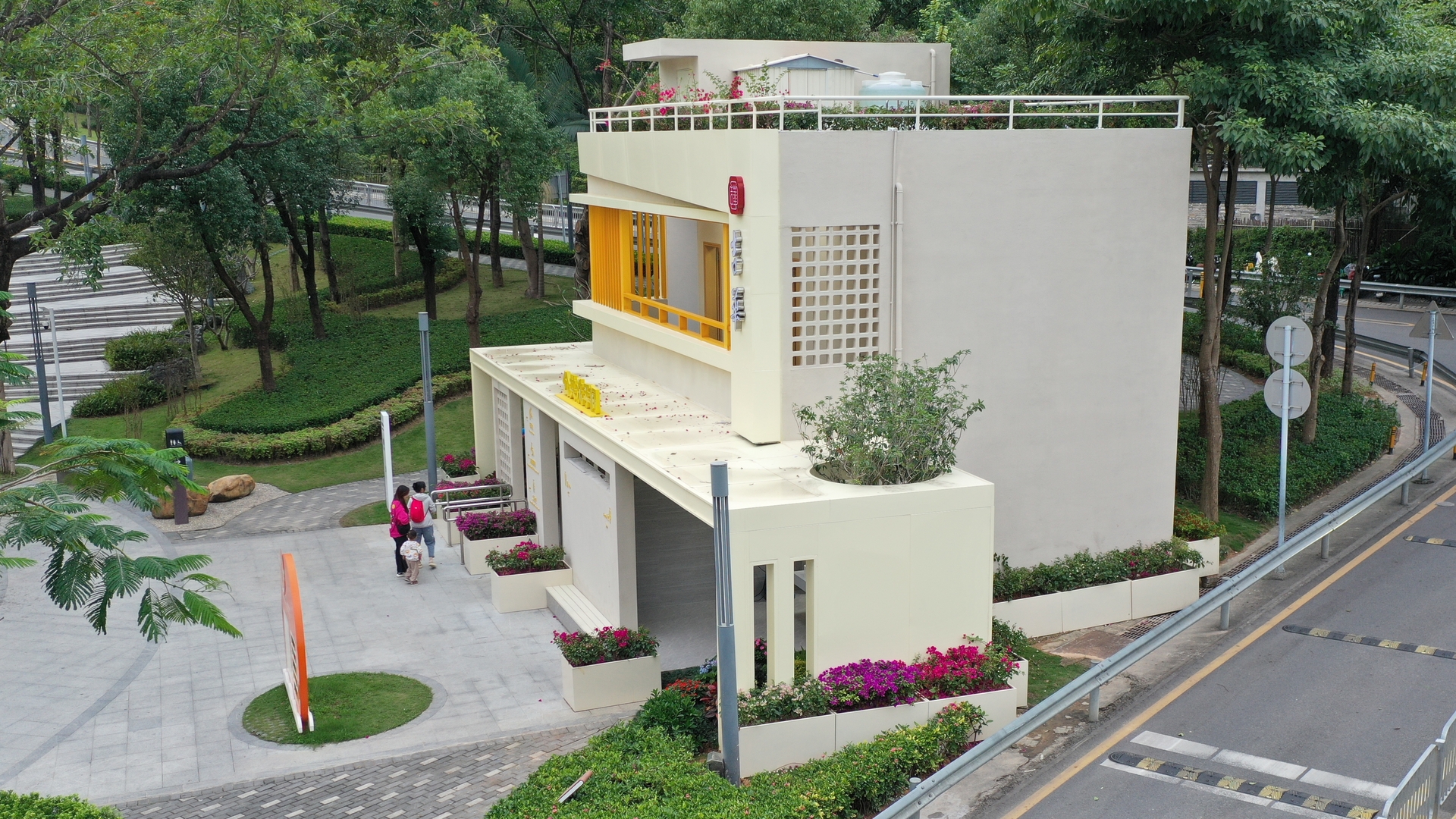 這個「別墅」能「救急」 花園公廁亮相龍崗甘坑古鎮(zhèn)