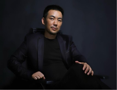 何沐陽(yáng)新作《開(kāi)在我心裏的那朵花》深圳發(fā)布