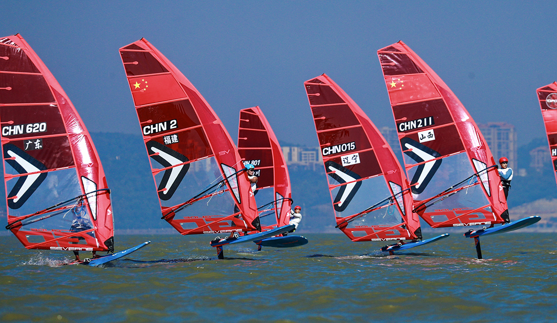2024年全國三項風(fēng)帆板賽在廣東珠海圓滿閉幕洛杉磯奧運會周期國家帆板隊16名男女運動員全部產(chǎn)生