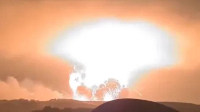 以色列再次空襲敘利亞導(dǎo)彈基地和武器庫