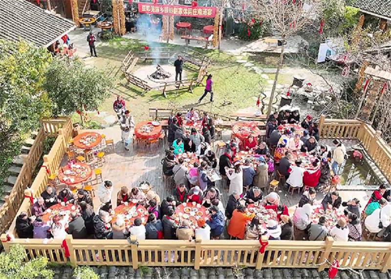 四川平武：傳統(tǒng)民俗「庖湯」宴  注入鄉(xiāng)村旅遊發(fā)展新活力