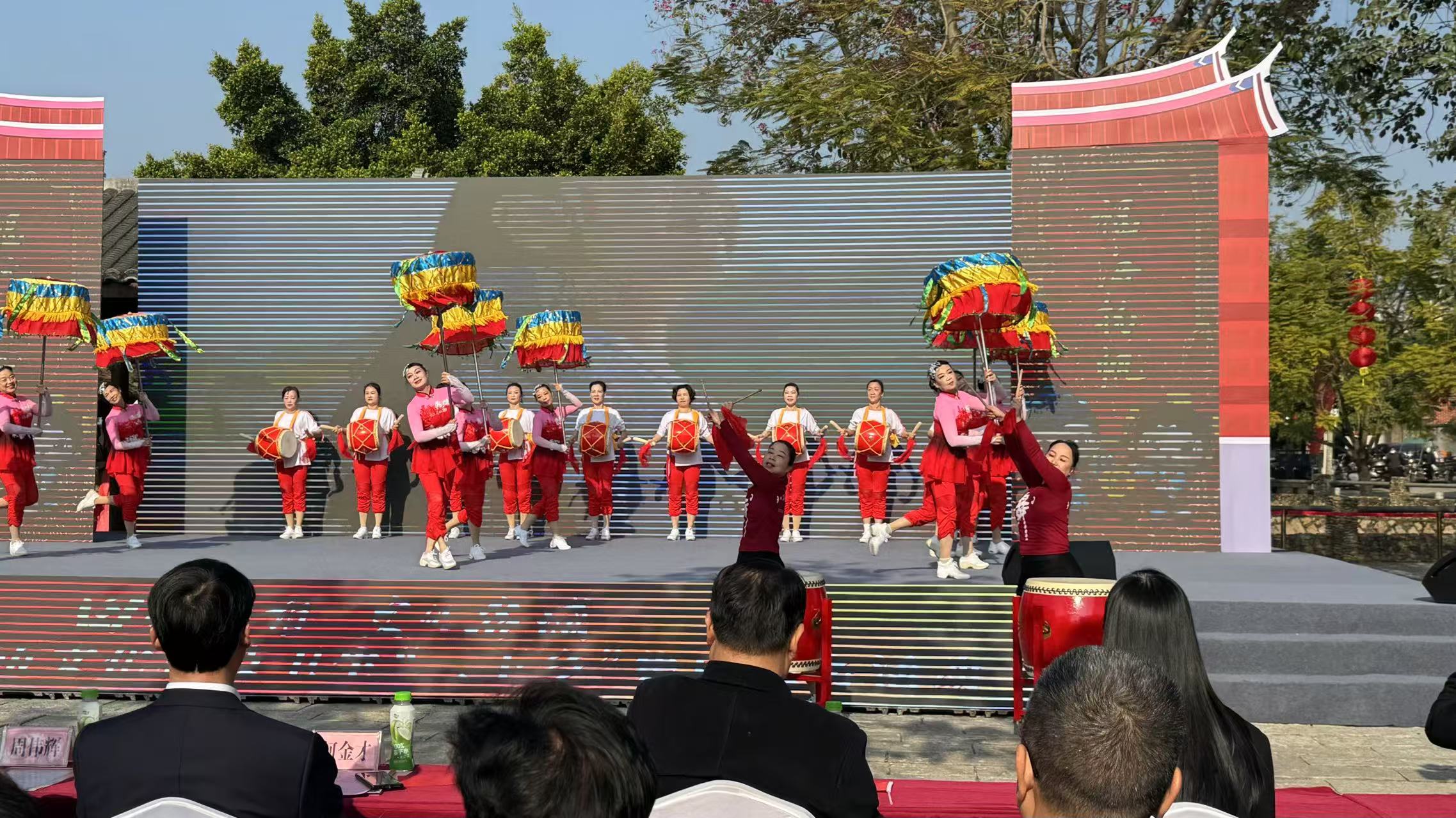 福建龍文：啟動(dòng)2025年文化科技衛(wèi)生　「三下鄉(xiāng)」集中服務(wù)活動(dòng)