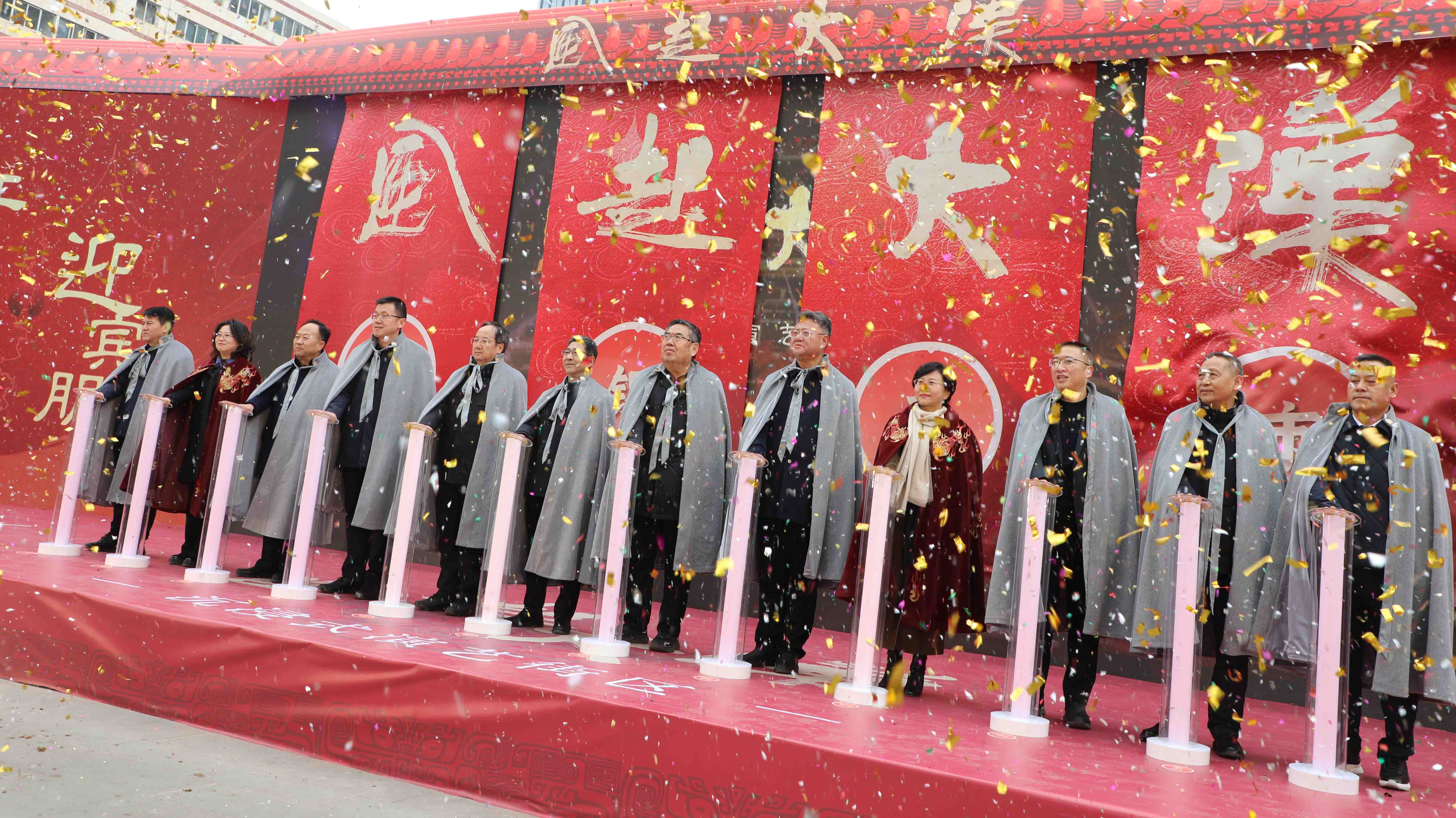 千年綺夢 一秒入漢丨「風(fēng)起大漢」沉浸式演藝街區(qū)在蘭開市