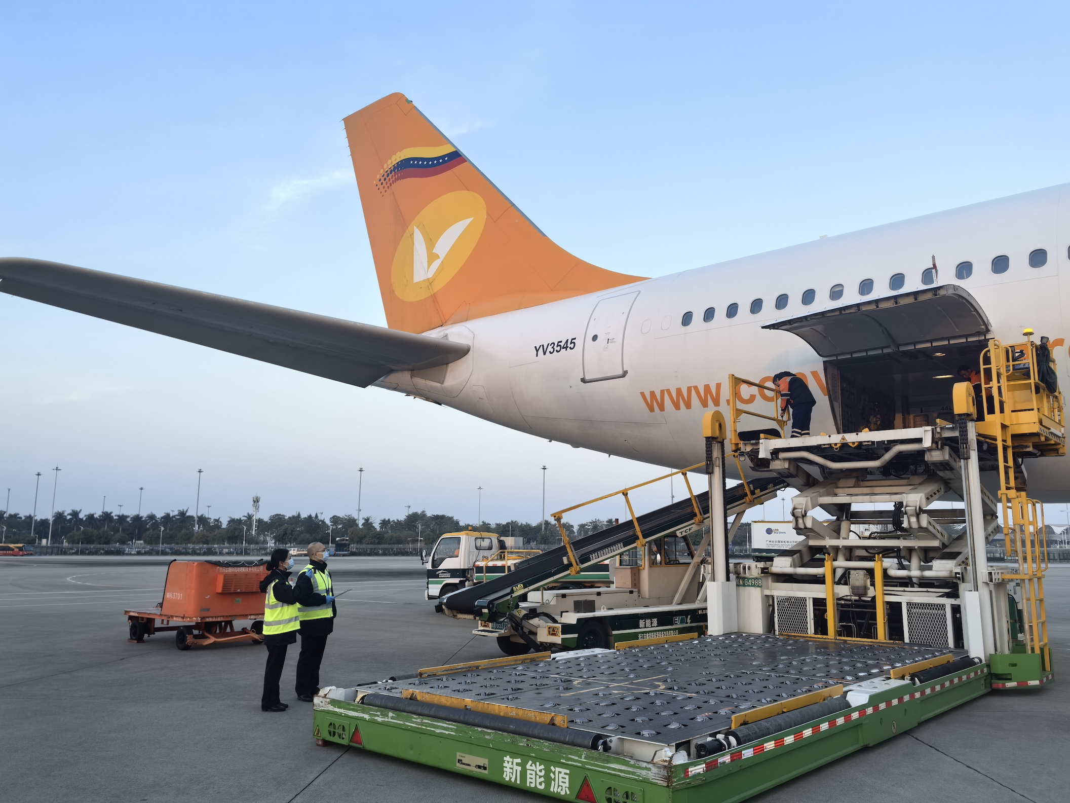 創(chuàng)歷史新高  前11月廣州市外貿(mào)進(jìn)出口總值破萬億