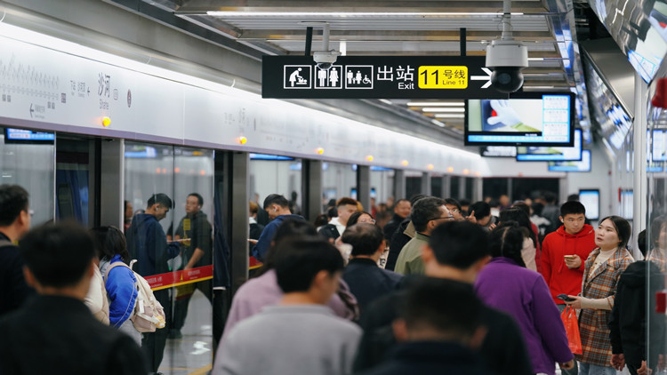 超1220萬人次  廣州地鐵創(chuàng)單日客流新記錄