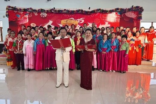 黑龍江雙鴨山：文藝演出走進(jìn)福利院 文化惠民情暖老人心
