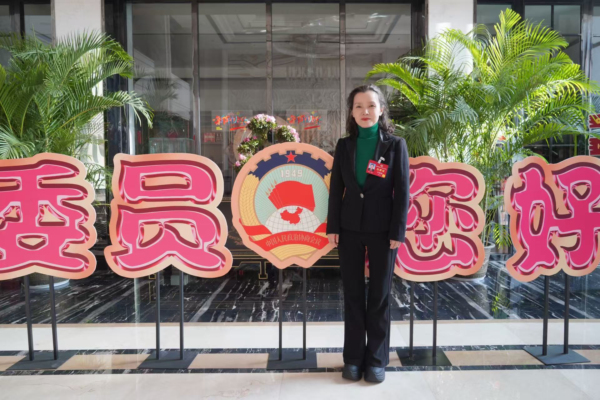 河南省政協(xié)委員馬艷茹：加大開(kāi)發(fā)《清明上河圖》文商旅資源